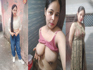 Beautiful Horny Indian Chubby Cheater Bhabhi Showing For Lover